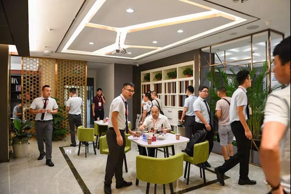 新契机，再出发丨丽博品牌深度体验峰会成功举办