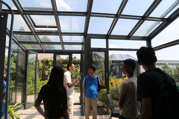 帝奥斯门窗校企合作新篇章，中山大学领导和师生莅临参观交流！