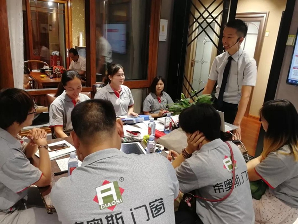 以经销商为本，帝奥斯2018第三季度省级巡回培训广西南宁站圆满结束！