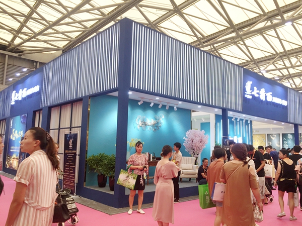 上海墙纸墙布展|七特丽W3馆B16：本草糯米浆创环保之路