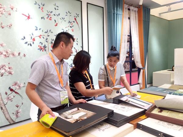 上海墙纸墙布展|七特丽W3馆B16：本草糯米浆创环保之路