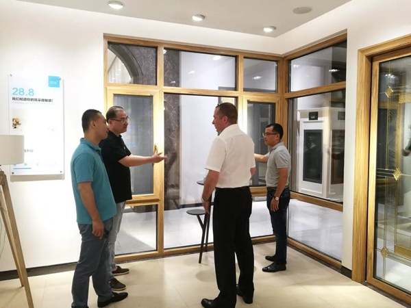 罗兰西尼门窗：德国丝吉利娅集团（SIEGENIA）一行到访