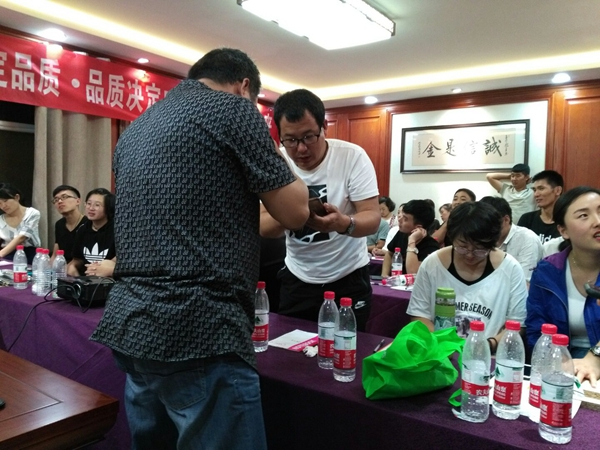 腹有万千语,心似莲花开!金诚永信全屋定制年中内训会干货满满!