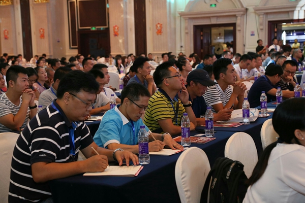 凝初心,“窗”未来——广东省门窗协会会员大会隆重举行