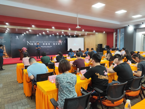 新形象·新高度·新征程——百利玛门窗2018媒体见面会圆满成功
