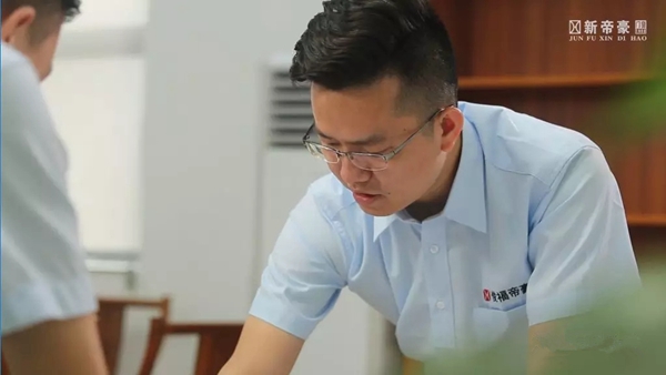 新帝豪门窗实干创赢未来，2018企业宣传片震撼发布
