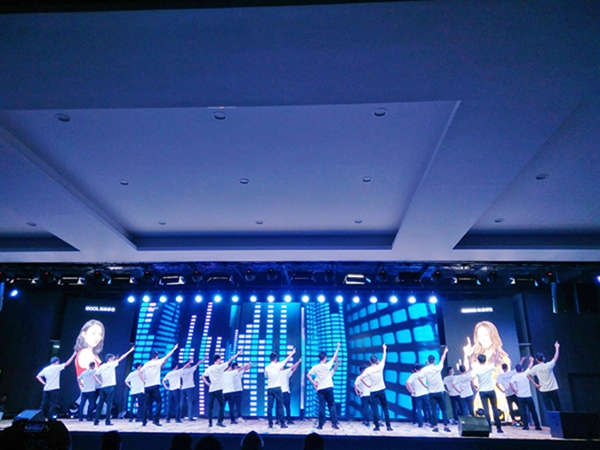 易高2018品牌战略绽放合肥，重磅推出全新大家居电商品牌！