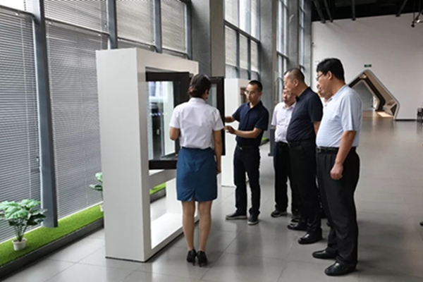 科饶恩门窗:河北兆鑫集团金都花园项目总经理赵新亮一行莅临科饶参观考察