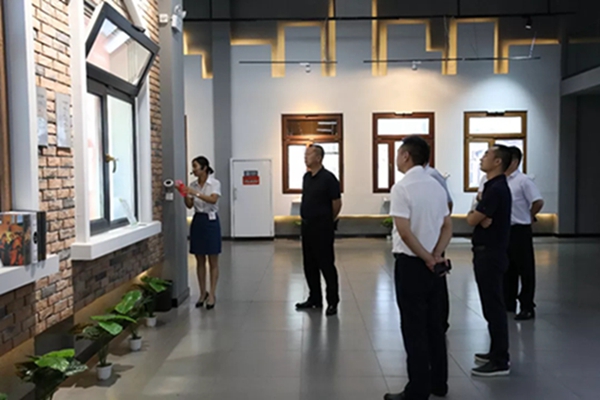 科饶恩门窗:河北兆鑫集团金都花园项目总经理赵新亮一行莅临科饶参观考察