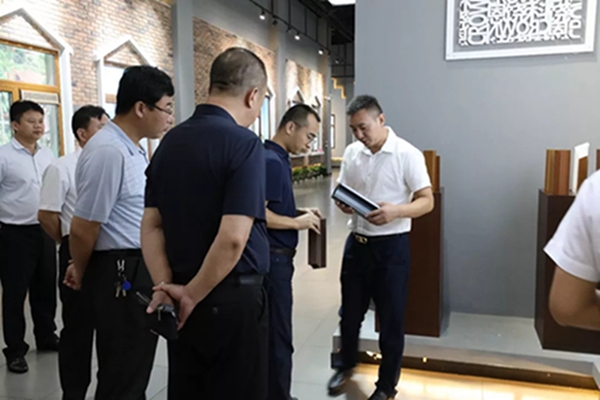 科饶恩门窗:河北兆鑫集团金都花园项目总经理赵新亮一行莅临科饶参观考察