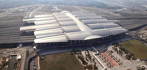 致尚门窗：广州南站高铁品牌广告投放再启程！