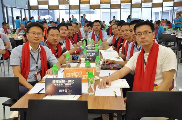 加强学习一体化技术 君子兰致力推进机械化涂装
