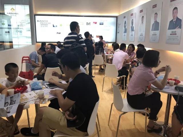 诗尼曼门窗2018中国建博会（广州）精彩瞬间回顾