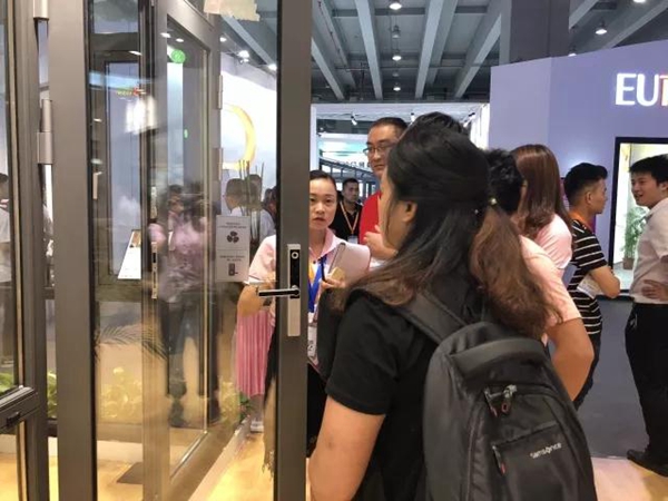 诗尼曼门窗2018中国建博会（广州）精彩瞬间回顾