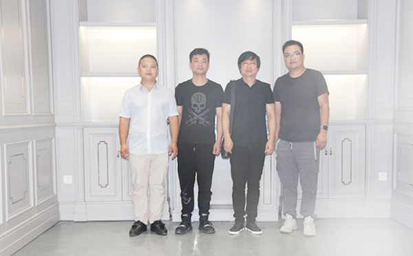 重庆市木门行业协会秘书长走访好迪涂料及梵美兰卡定制