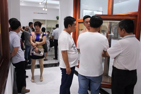 唐山伟业铝材门窗体验馆升级开业“璀璨绽放”！