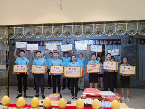 壹家壹品宜昌店3周年店庆圆满落幕，业绩突破200万！