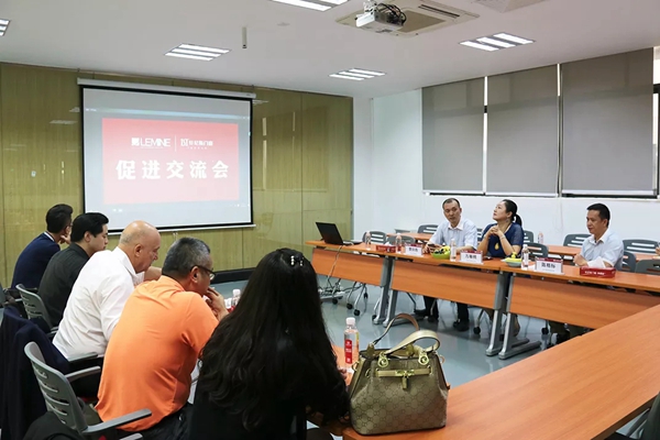 轩尼斯门窗＆加拿大龙脉投资集团促进交流会圆满召开！