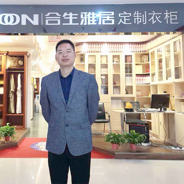 合生雅居明星经销商赵根：提高服务水平，协调团队能力