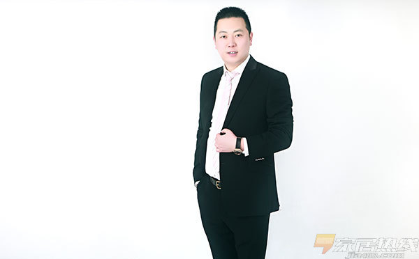 奇步楼梯门配总经理李小明：13年专注精细化运作