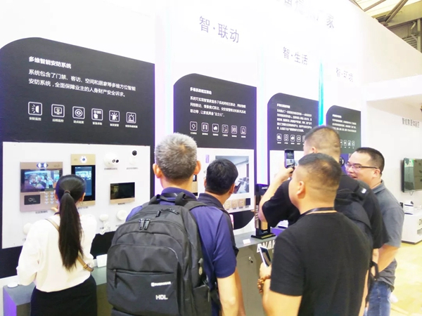 2018上海国际智能家居展丨DNAKE狄耐克“Five Smart”智能家居解决方案，惊艳亮相！