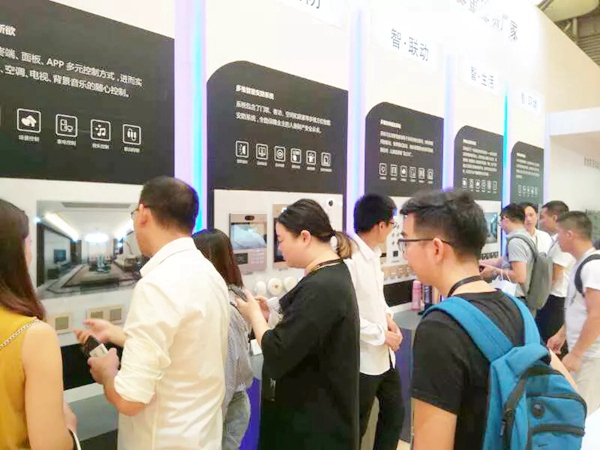 2018上海国际智能家居展丨DNAKE狄耐克“Five Smart”智能家居解决方案，惊艳亮相！