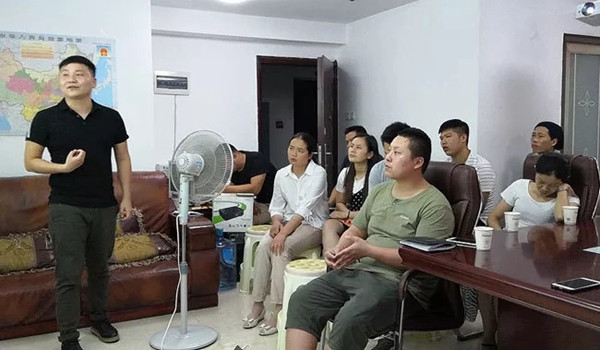 决战金九银十,申斯达全屋定制顺利召开旺季动员会