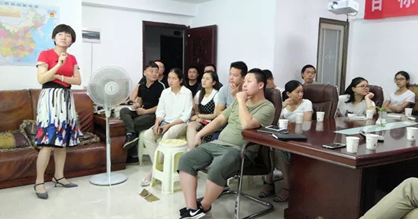决战金九银十,申斯达全屋定制顺利召开旺季动员会