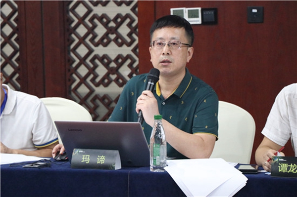 《铝制定制家居产品》标准专家审查会在嘉兴市召开