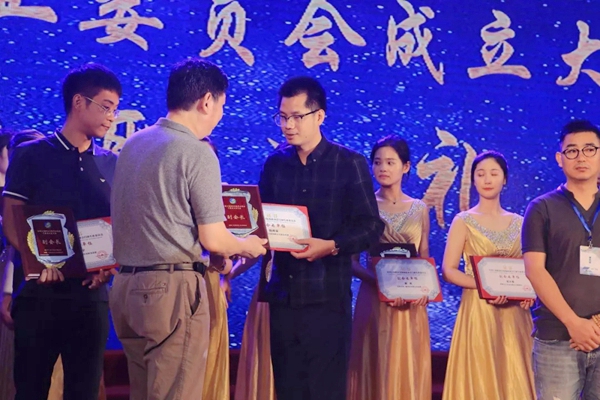 帝奥斯门窗入选全国工商联门窗专委会副会长单位!