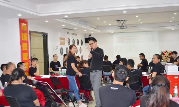 荣高智能门窗2018年第二届“神铺计划”正式启动落地