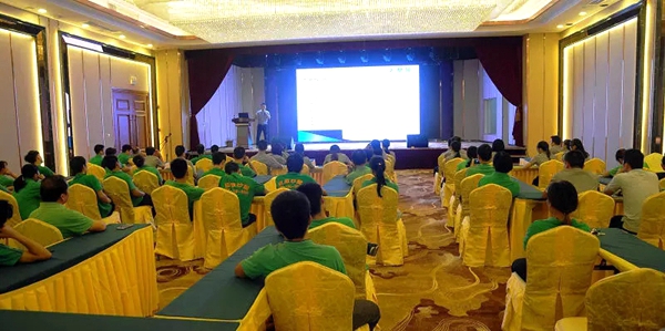 巨原纱窗召开6S管理培训会，加速推进6S管理工作