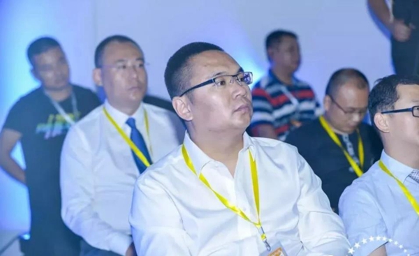 森鹰门窗廿周年庆典:聚焦铝包木,只为一扇窗