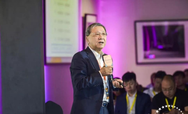 森鹰门窗廿周年庆典:聚焦铝包木,只为一扇窗