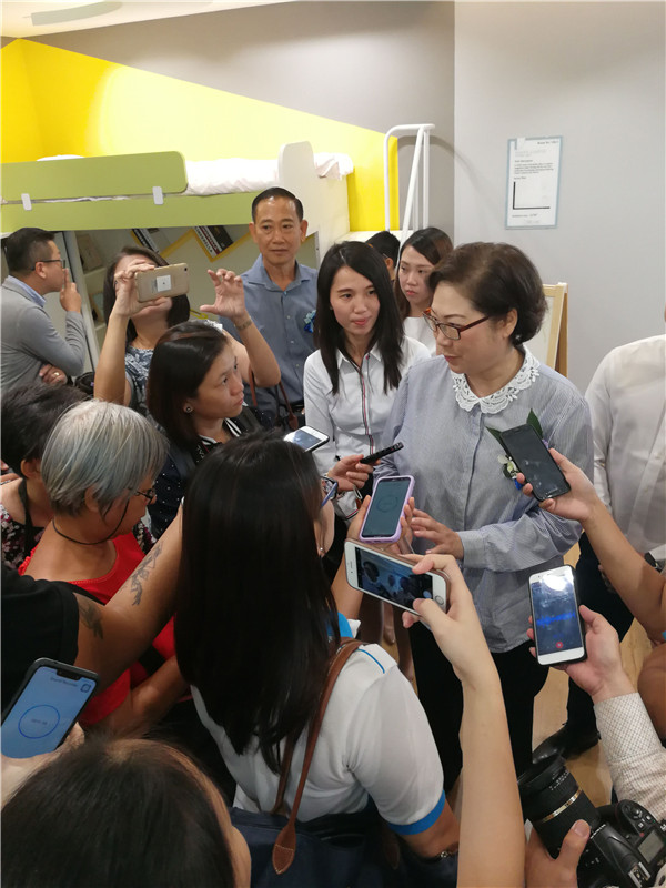 壹家壹品马来西亚旗舰店开业：马来西亚沙巴州副州长兼旅游、文化及环境部长亲临现场祝贺