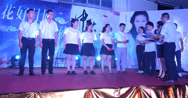 “花好月圆，梦圆中秋”品爱中秋晚会圆满落幕