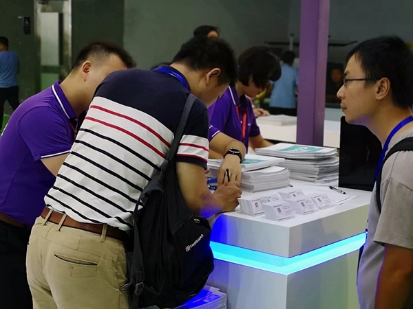 雅洁五金亮相广州国际智能产业展览会完美呈现智能家居新视觉