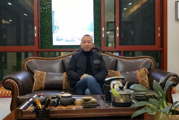 飞宇门窗优秀经销商赵文平：从细节处服务客户