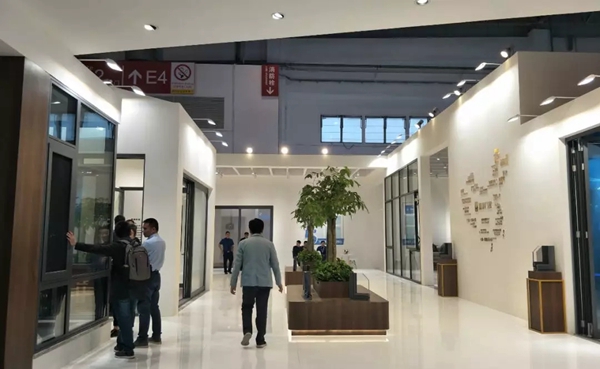 皇派门窗再推新品惊艳北京国际建材展暨设计博览会