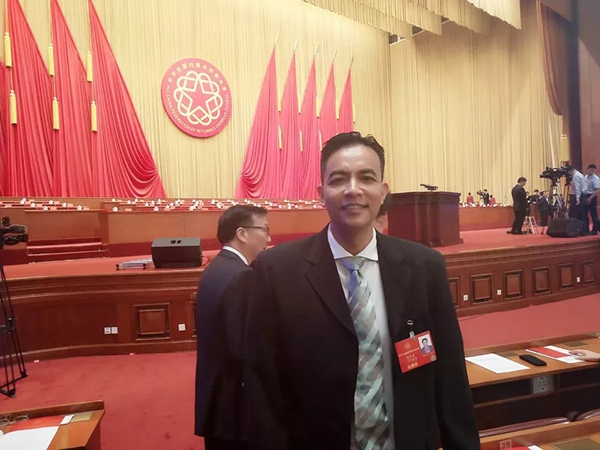 美涂士集团董事长周伟建再次当选中国侨联常务委员！
