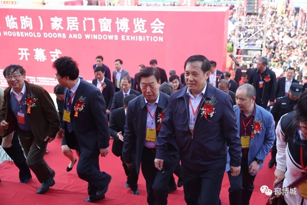 新木缘门窗与您共同见证第八届中国(临朐)家居门窗博览会的精彩