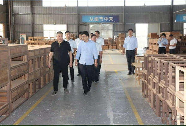 徽商银行安庆分行程志坚行长等领导一行莅临安徽御福堂走访调研