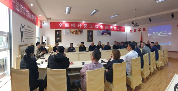 雅之轩门窗迎来门业协会企业家参观团，强大实力获肯定