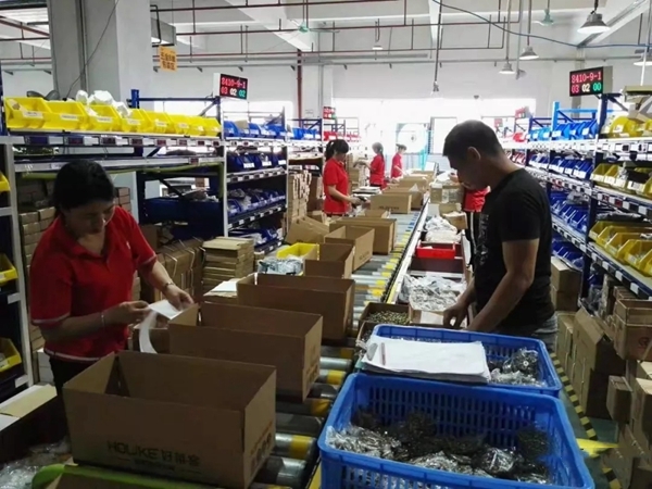 好莱客联手凡象科技，五金智能分拣出新高