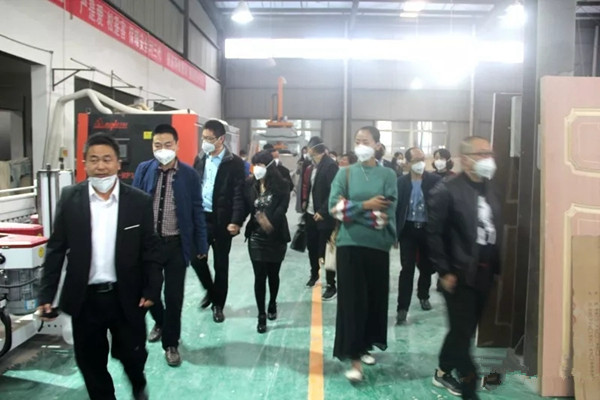 泰来经销商代表大会—自动化生产新格局