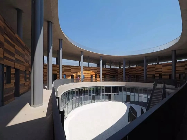 2018FBC门窗幕墙展丨对话张利：让建筑走向大众，我们需要再等等