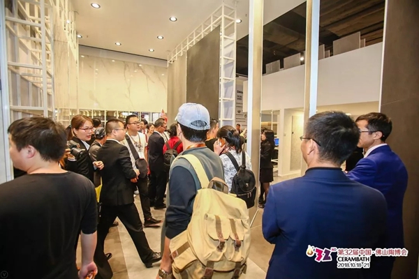 亚丹家居“陶”上添花,引爆招商现场!