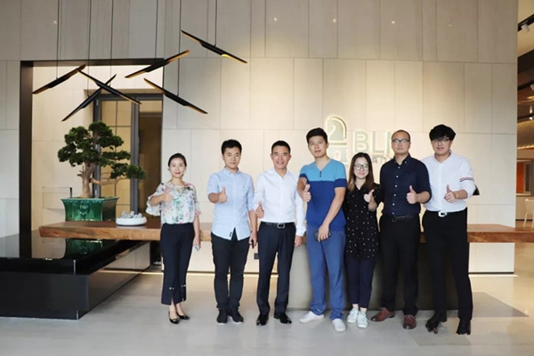 红星美凯龙集团领导莅临百利玛门窗参观指导