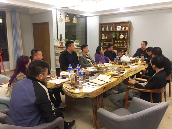 亮阁门窗第一届核心经销第二次会议成功举办!