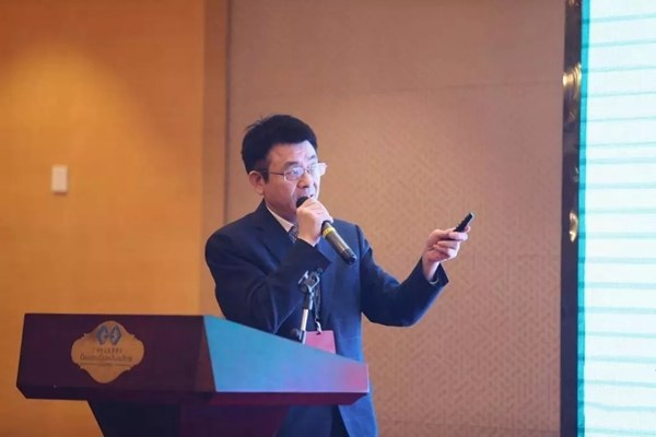 华洲木业:携手共进,推动人造板在家具行业中快速成长!